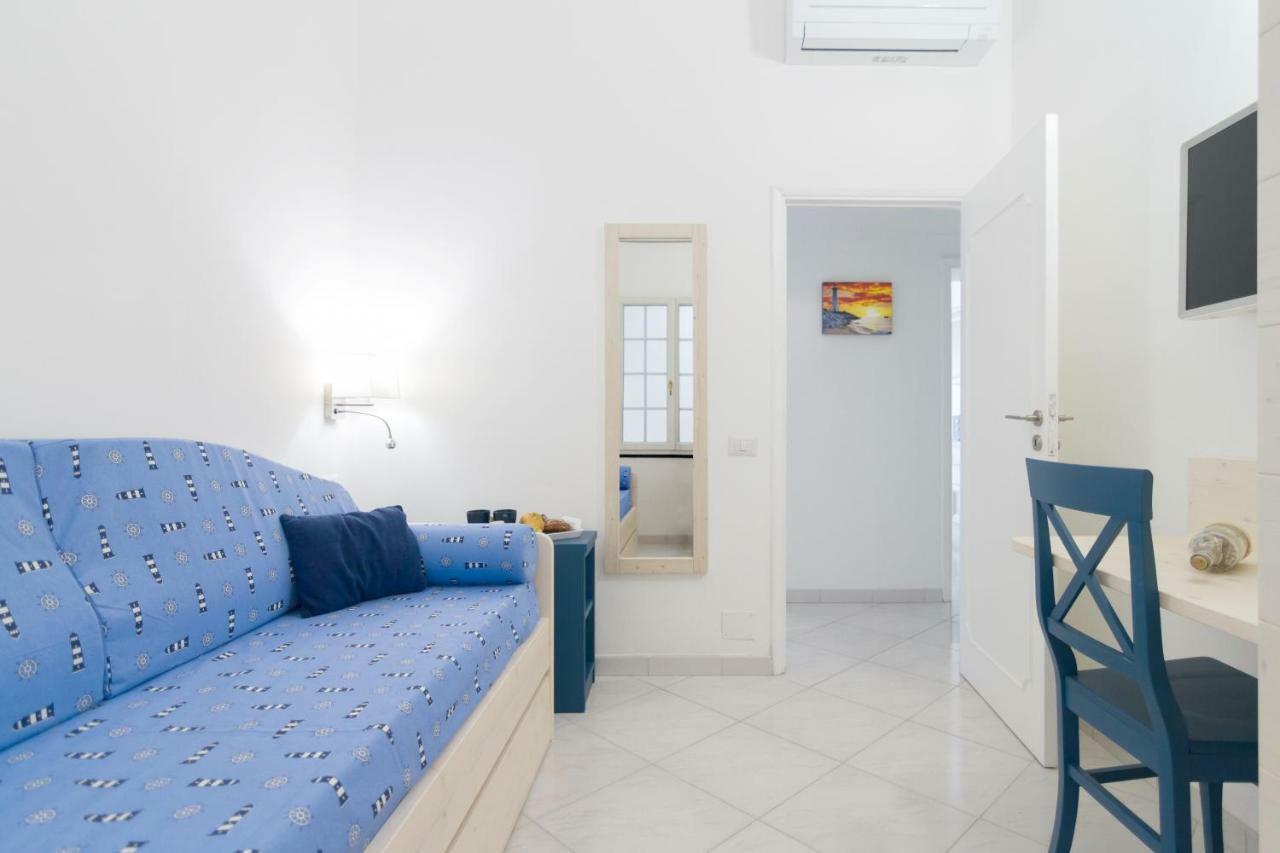 Aquamarine Relaxing Capri Suites Екстериор снимка