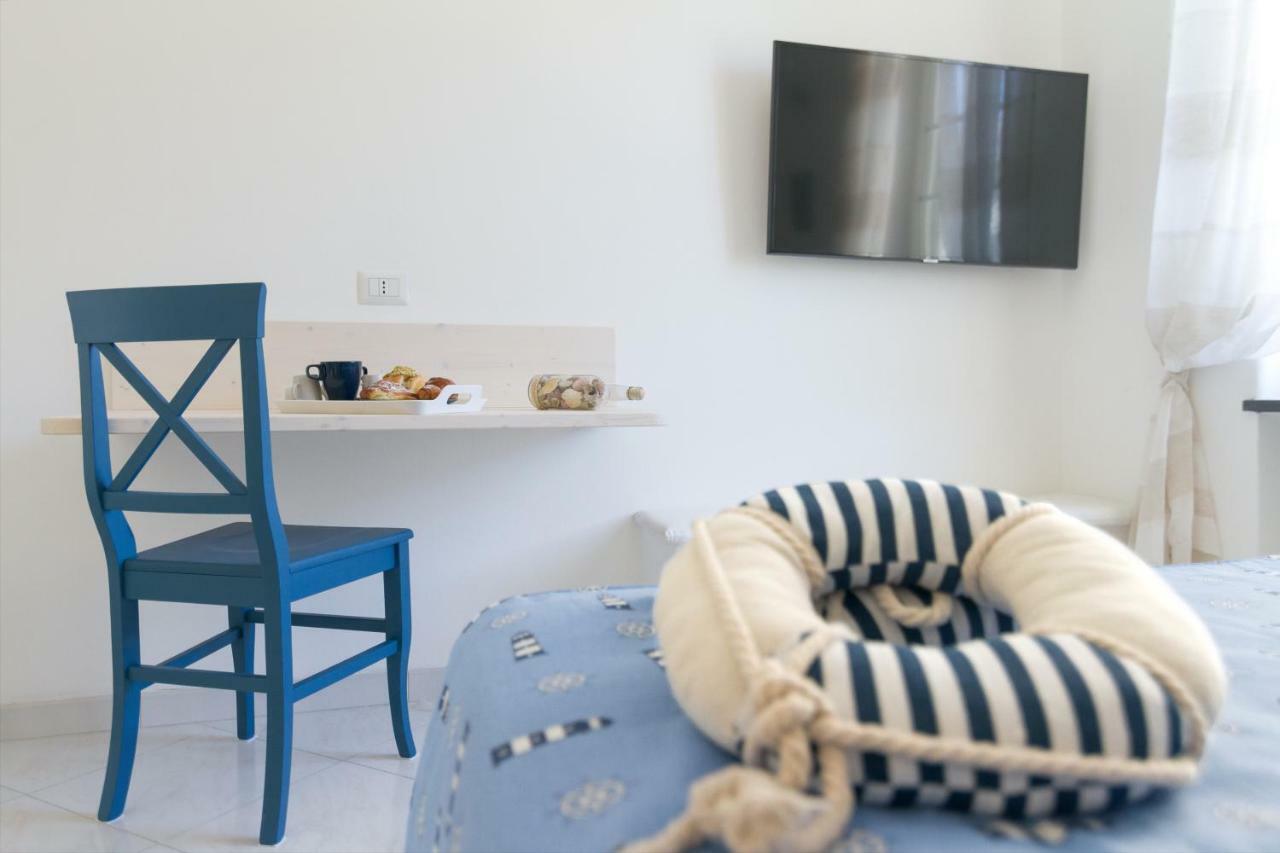 Aquamarine Relaxing Capri Suites Екстериор снимка