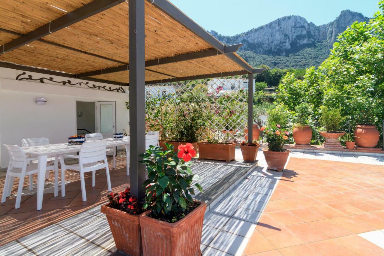 Aquamarine Relaxing Capri Suites Екстериор снимка