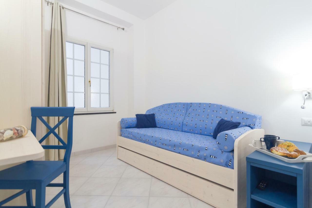 Aquamarine Relaxing Capri Suites Екстериор снимка