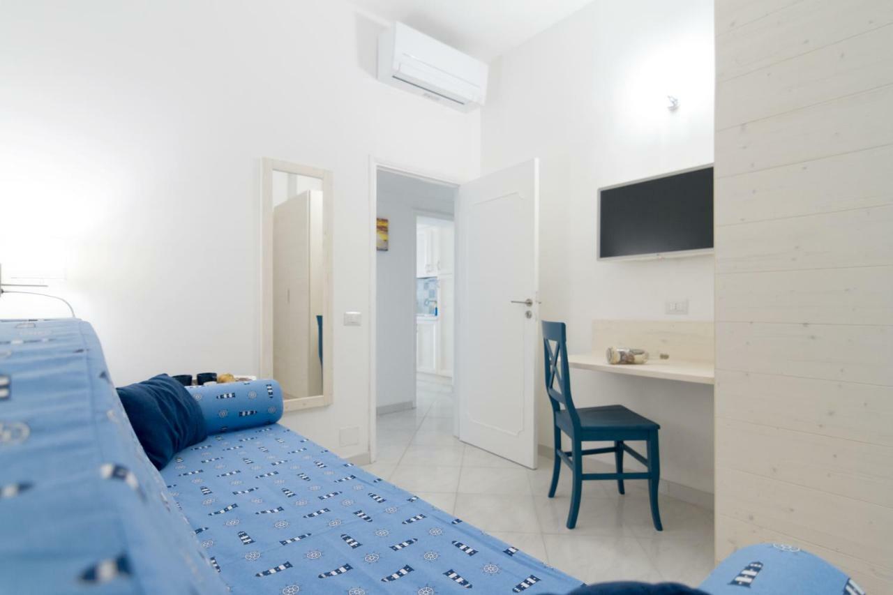Aquamarine Relaxing Capri Suites Екстериор снимка